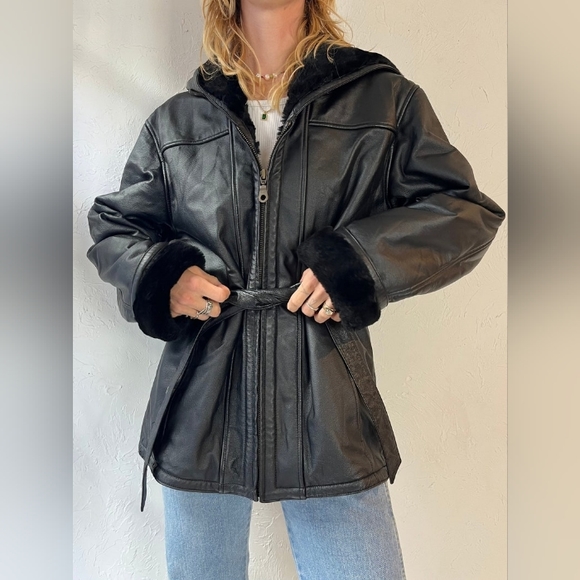 WOMANS WILSONS LEATHER GENUINE LEATHER JACKET WITH FAUX FUR LINING - Picture 4 of 7